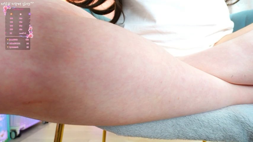 Cupid_33333 live cam screenshot female from South Korea on Token.Show — Token Tipping & Live Cams — screenshot #3