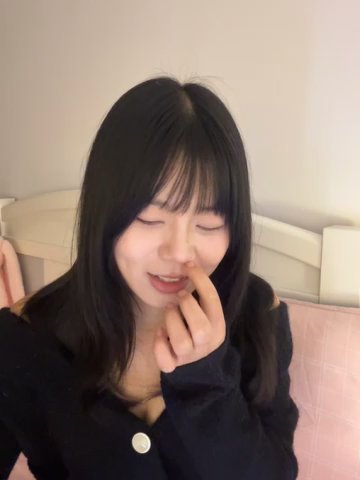 Ella-A9 live cam screenshot female on Token.Show — Token Tipping & Live Cams — screenshot #3